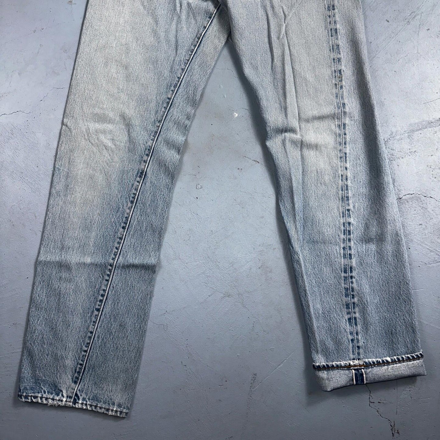 Levis 501 Vintage 80s Redline Selvedge USA XX Jeans Light Wash 30x38 Act 28x33