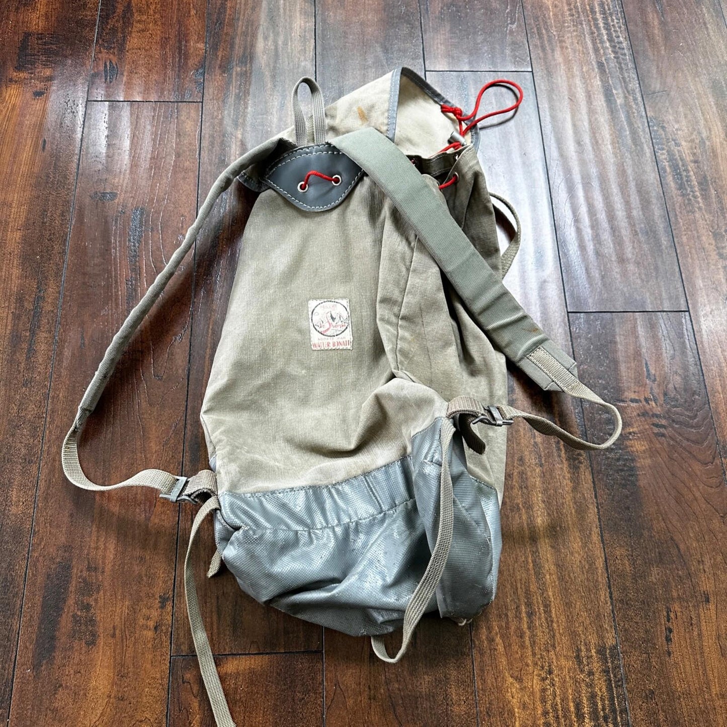 Millet Le Sherpa Mountain Hiking Rucksack Walter Bonatti 1950's Canvas Bag 50s
