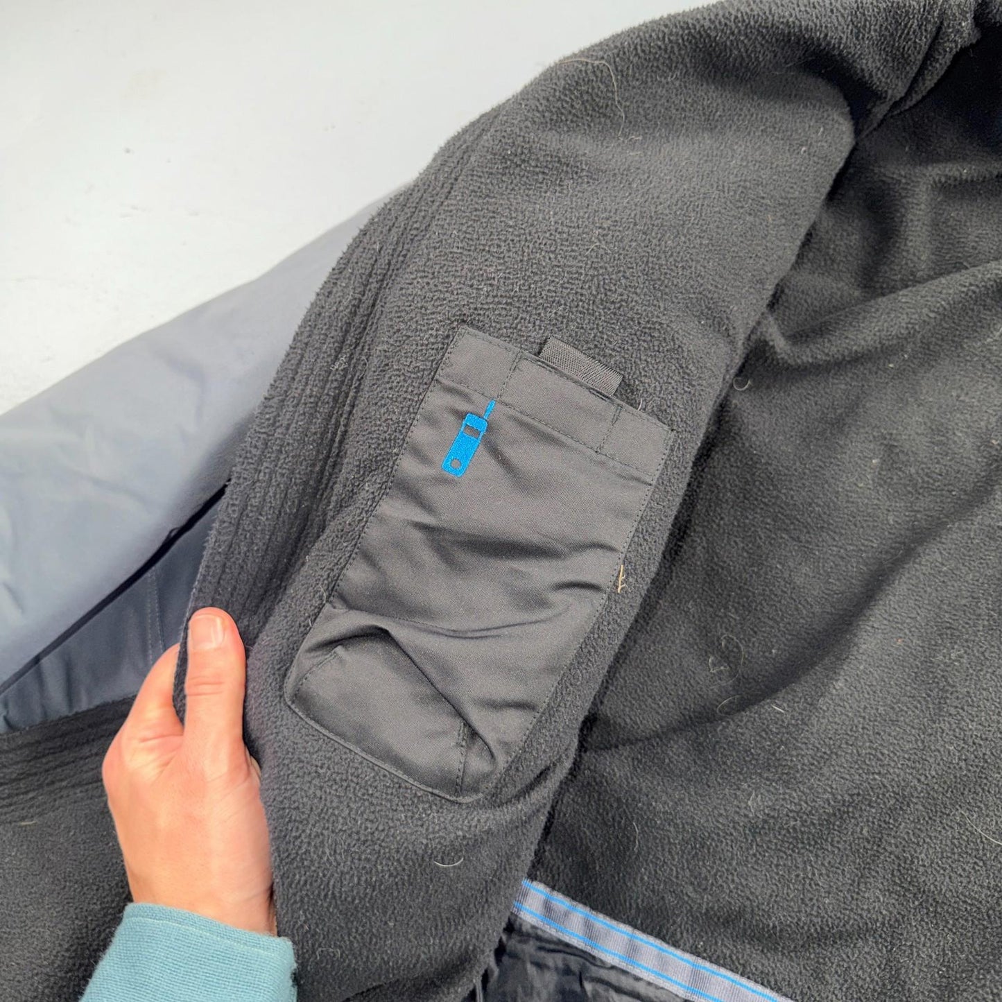Nike VTG Jacket L Grey Nylon Softshell Fleece Coat 3M Y2K 2000s Waist Elastic
