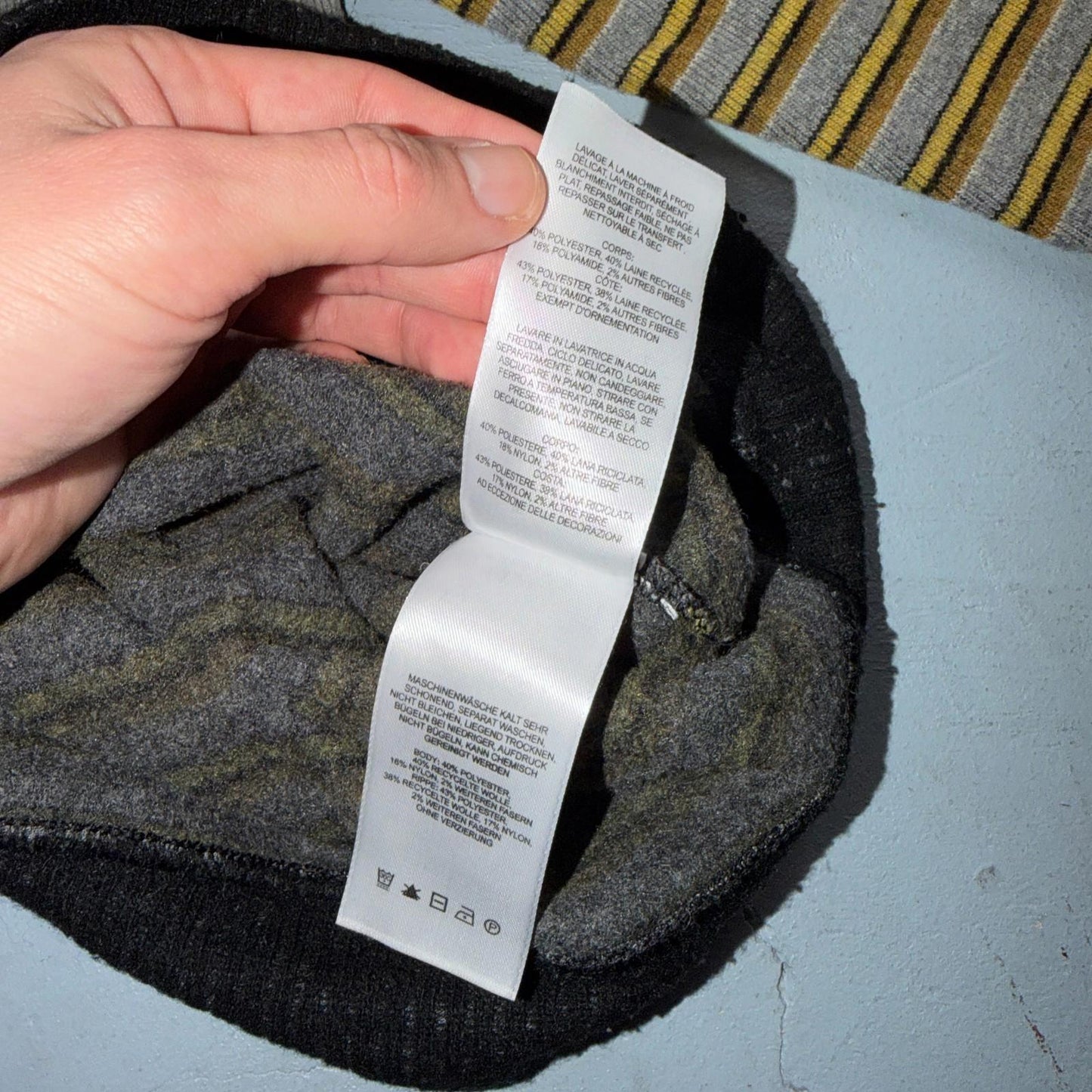 Mountain HardWear Sweater Mens Gray Yellow Striped Crewneck Wool Outdoor