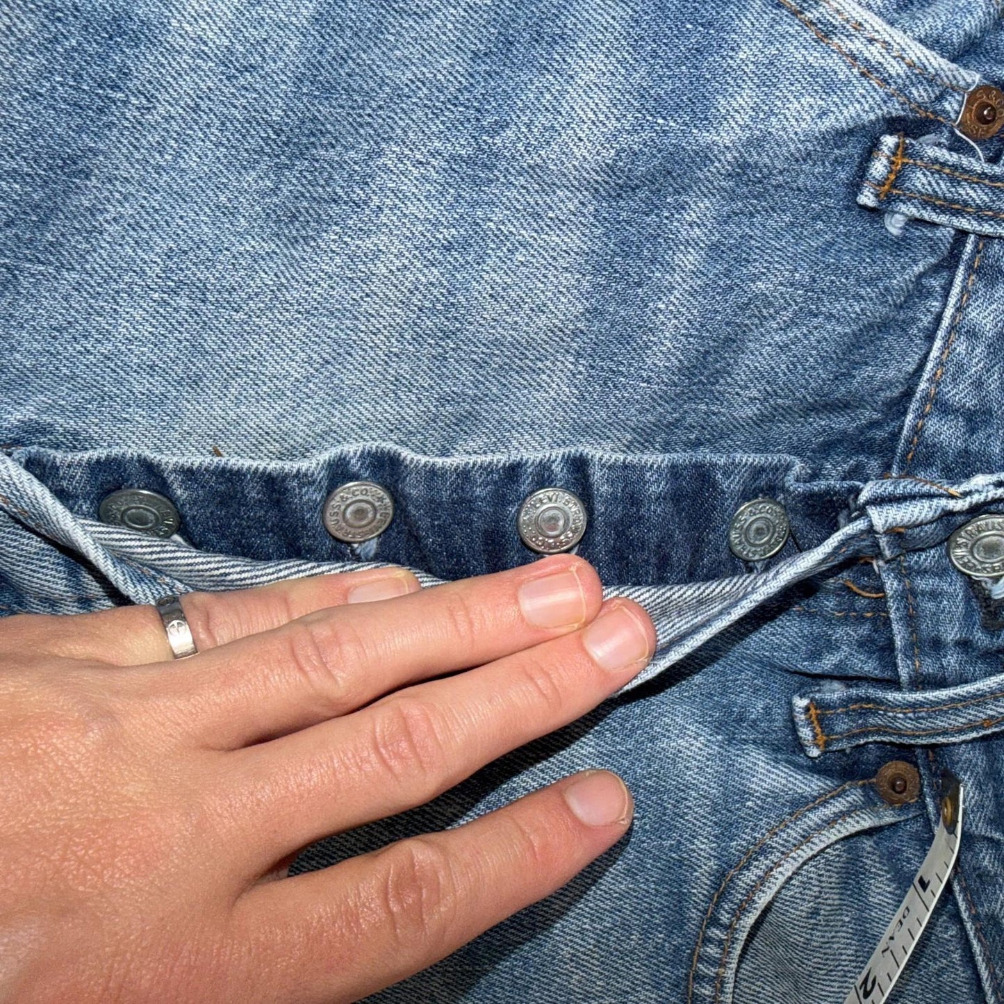 Levis 501 Vintage 80s Redline Selvedge USA XX Jeans Light Wash 31x32 Act 30x27