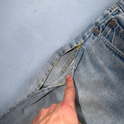 Levis 501 Vintage 80s Redline Selvedge USA XX Jeans Light Wash 32x38 Act 29x32