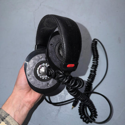 SONY Professional MDR7506 Studio Monitor Dynamic Stereo Headphones Need New Pads