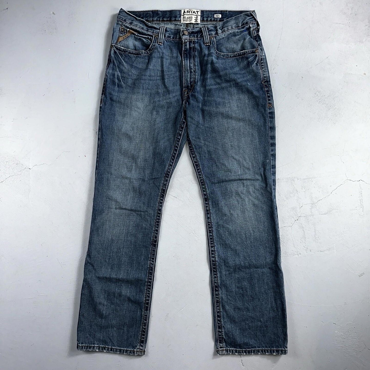 Ariat Jeans Mens 36x34 Blue M4 Boot Cut Relaxed Coltrane Jeans Denim Medium Wash