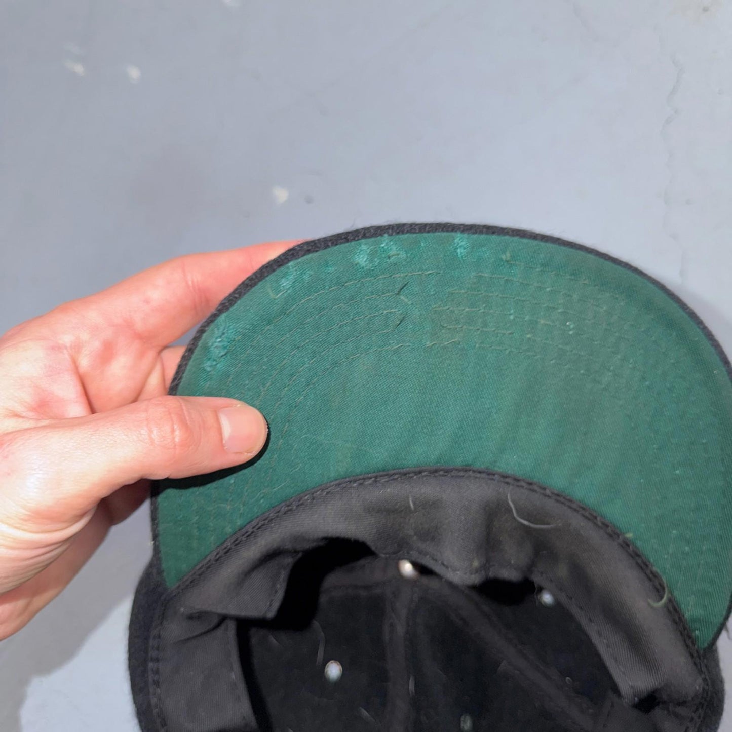 GAP Wool USA VTG Hat Baseball Cap Snapback Black Damaged Brim Cool Basic Blank