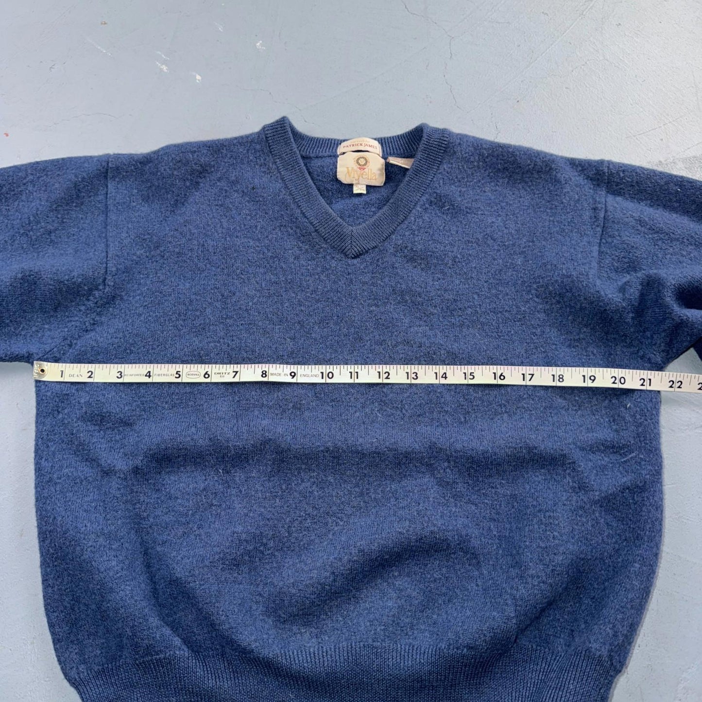 Patrick James Viyella V Neck Pullover Sweater 100% Merino Wool XL Shrunk Blue