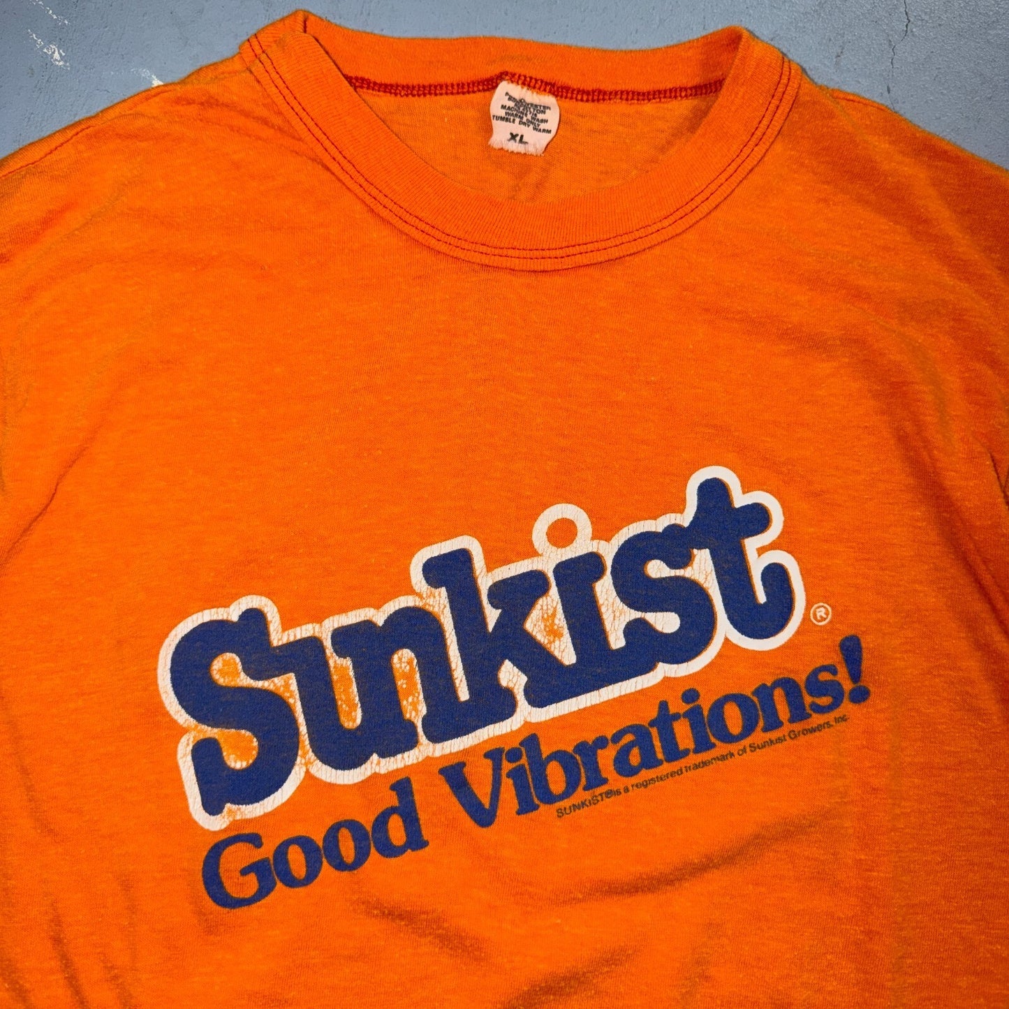 Sunkist Good Vibrations 1970s VTG T Shirt 70s 80s Orange Soda Graphic Promo