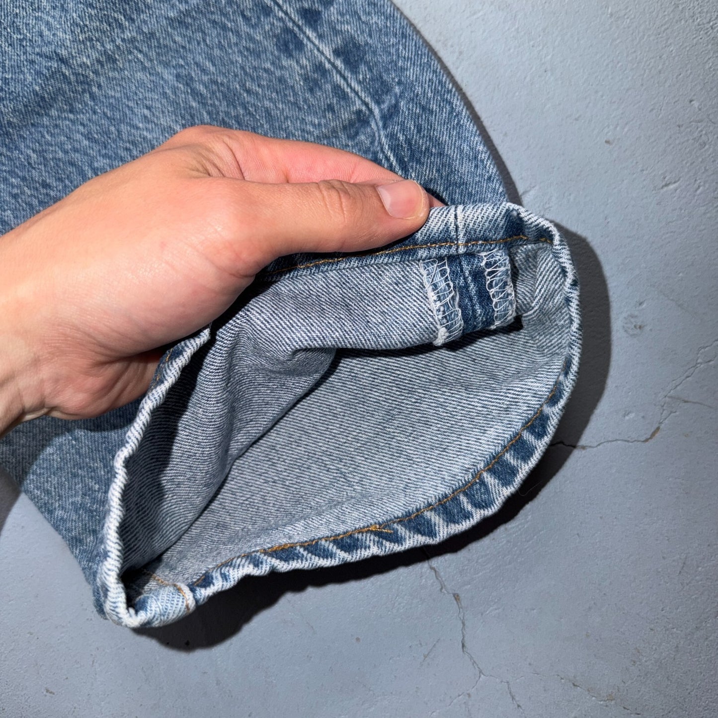 Levis 501 Vintage 90s USA XX Straight Leg Jeans Blue Light Wash 36x32 Act 33x27
