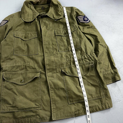 Vintage US Military OG-107 Cotton Sateen Wind  Jacket Small Regular 1961 Patches