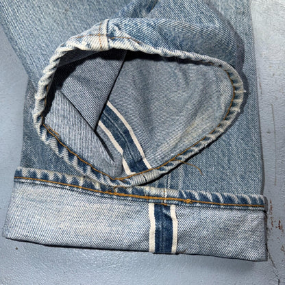Levis 501 Vintage 80s Redline Selvedge USA XX Jeans Light Wash Act 28x27