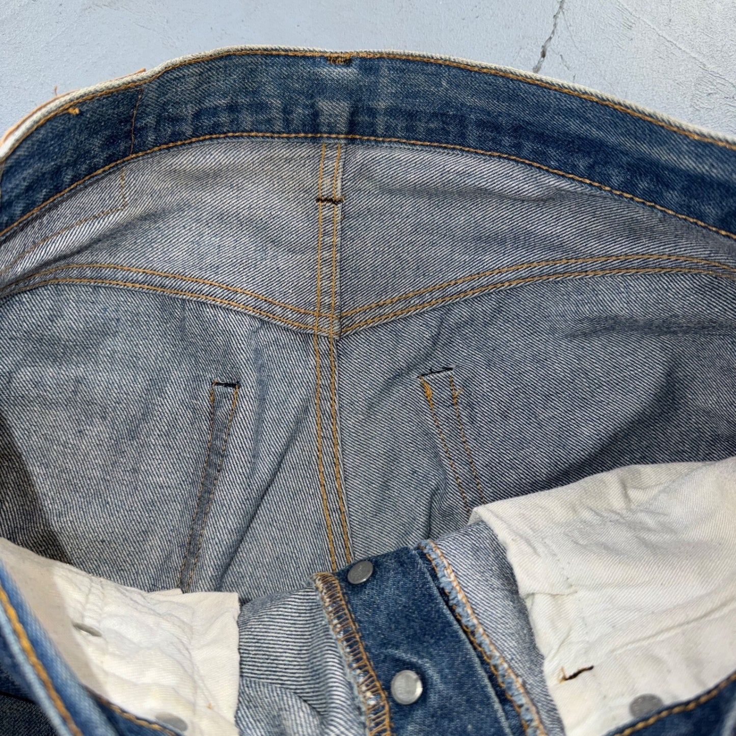 Levis 501 Vintage 80s Redline Selvedge USA XX Jeans Light Wash 34x30 Act 33x28