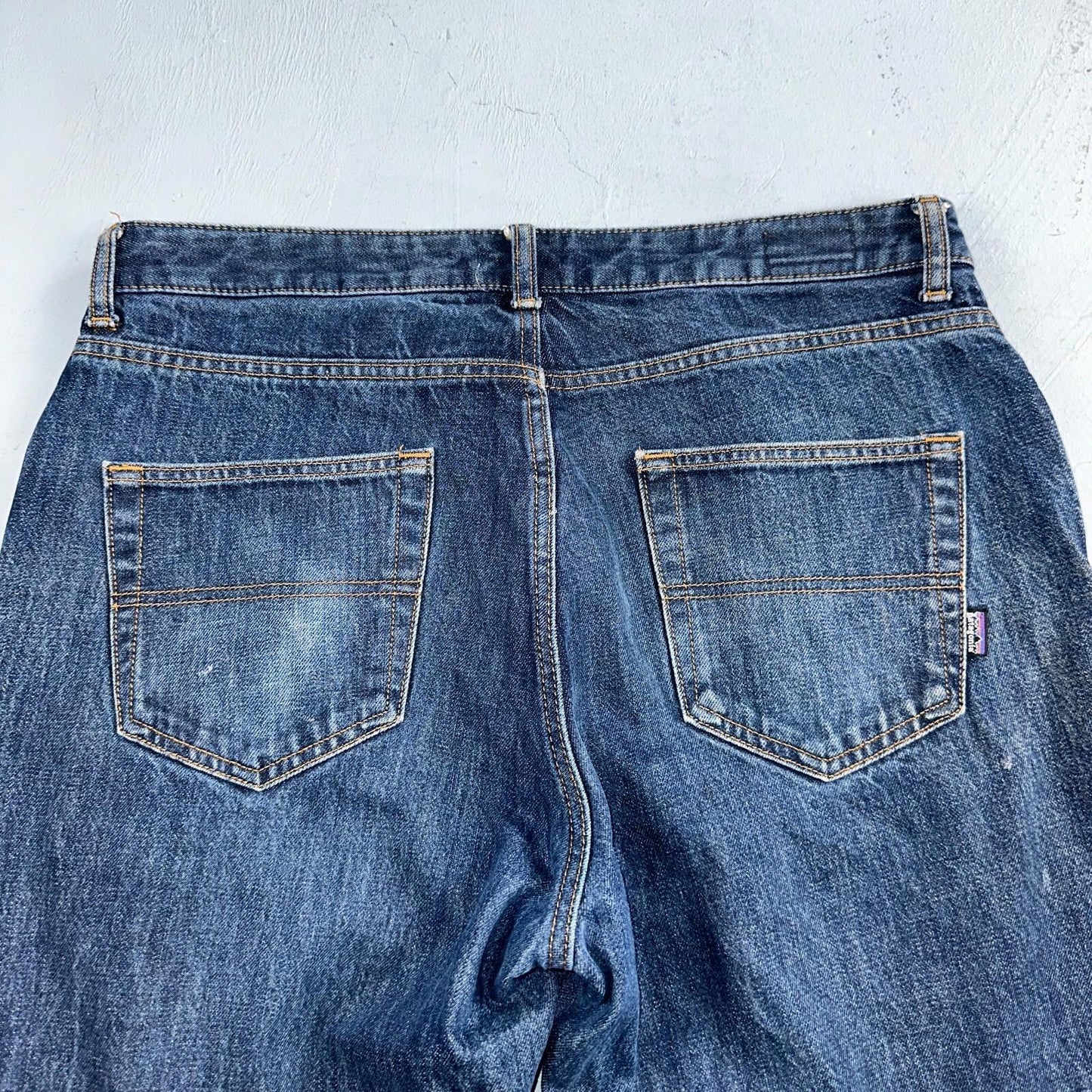 Patagonia Regular Straight 35x33 Organic Cotton Dark Denim Blue Jeans Zipper Fly