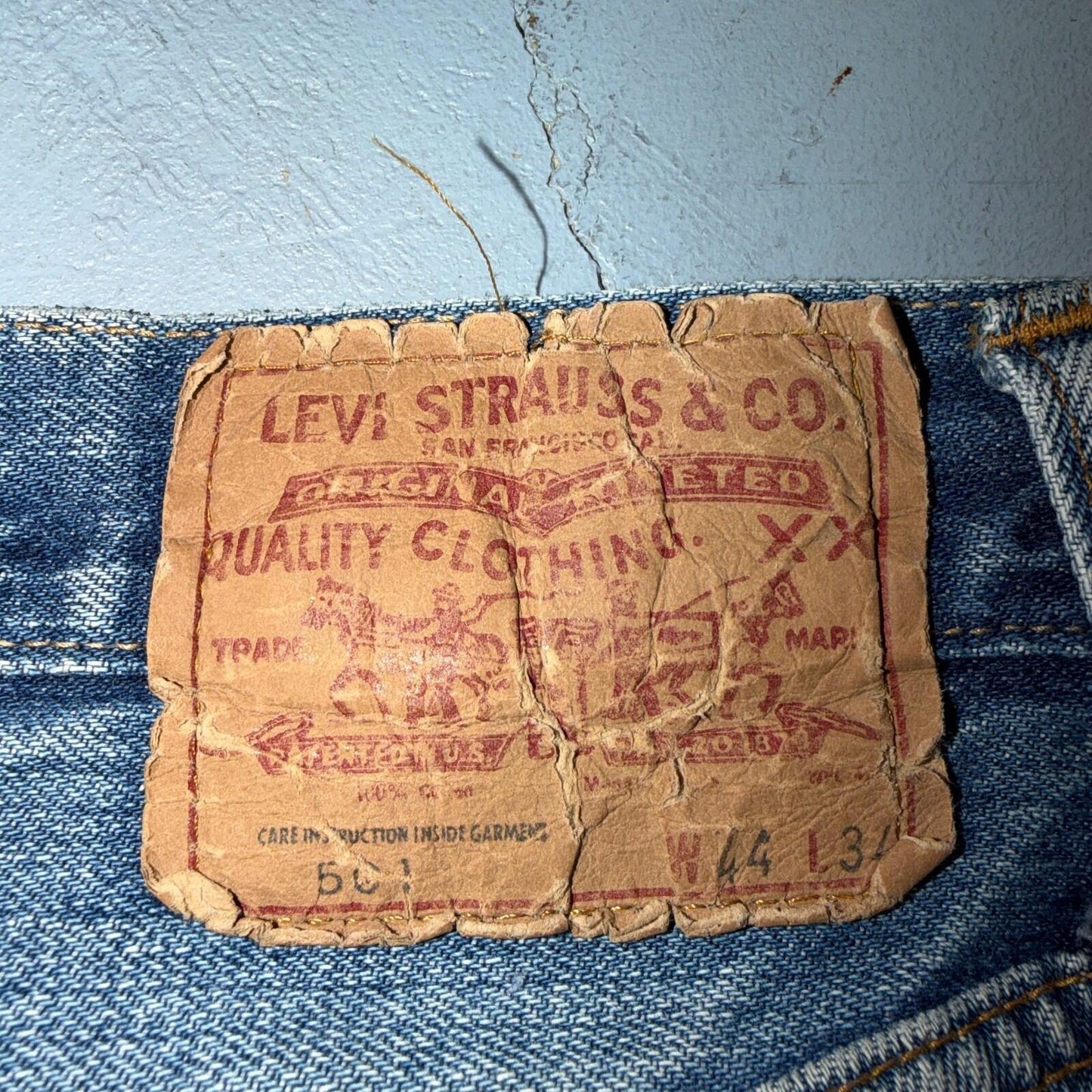 Levis 501 Vintage 70s SS Redline Selvedge USA Jeans Light Wash 44x34 Act 40x30