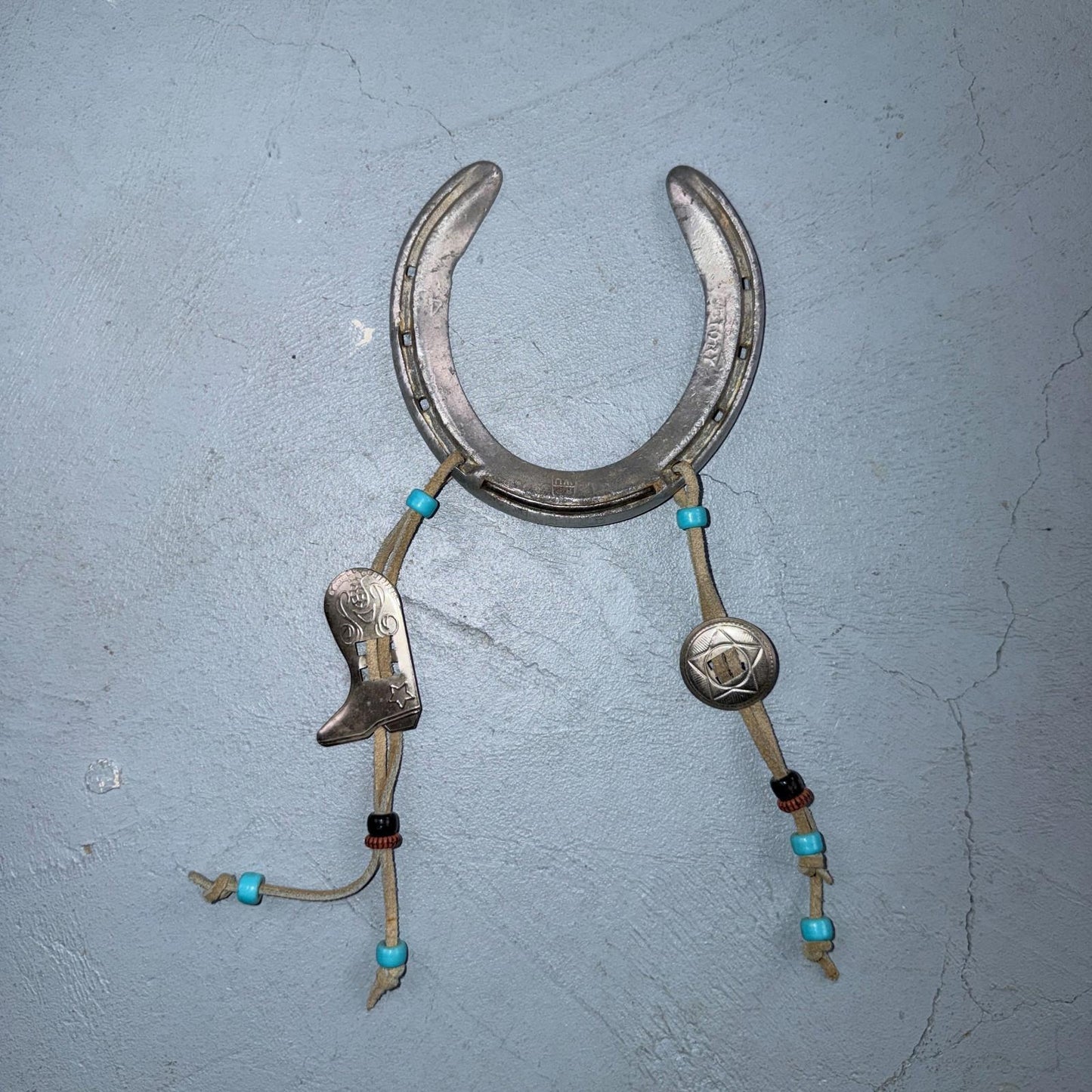 VTG Victory Racing Plate Aluminum Silver Horse Shoe Decor Cowboy Cowgirl Cute
