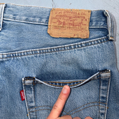 Levis 501 Vintage 80s Redline Selvedge USA XX Jeans Light Wash 34x36 Act 31x27