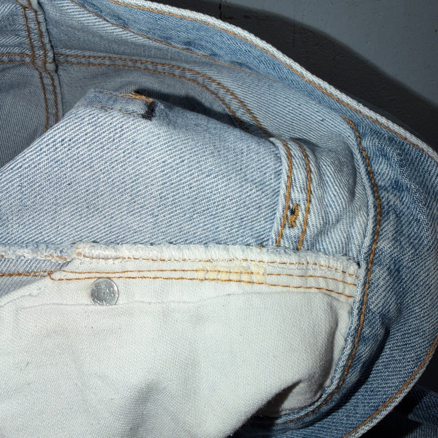 Levis 501 Vintage 80s Redline Selvedge USA XX Jeans Light Wash 34x36 Act 31x27