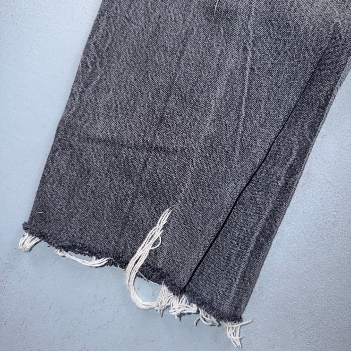 Levis 501 Vintage 80s USA XX Straight Leg Jeans Black Light Wash 30x32 Act 28x26