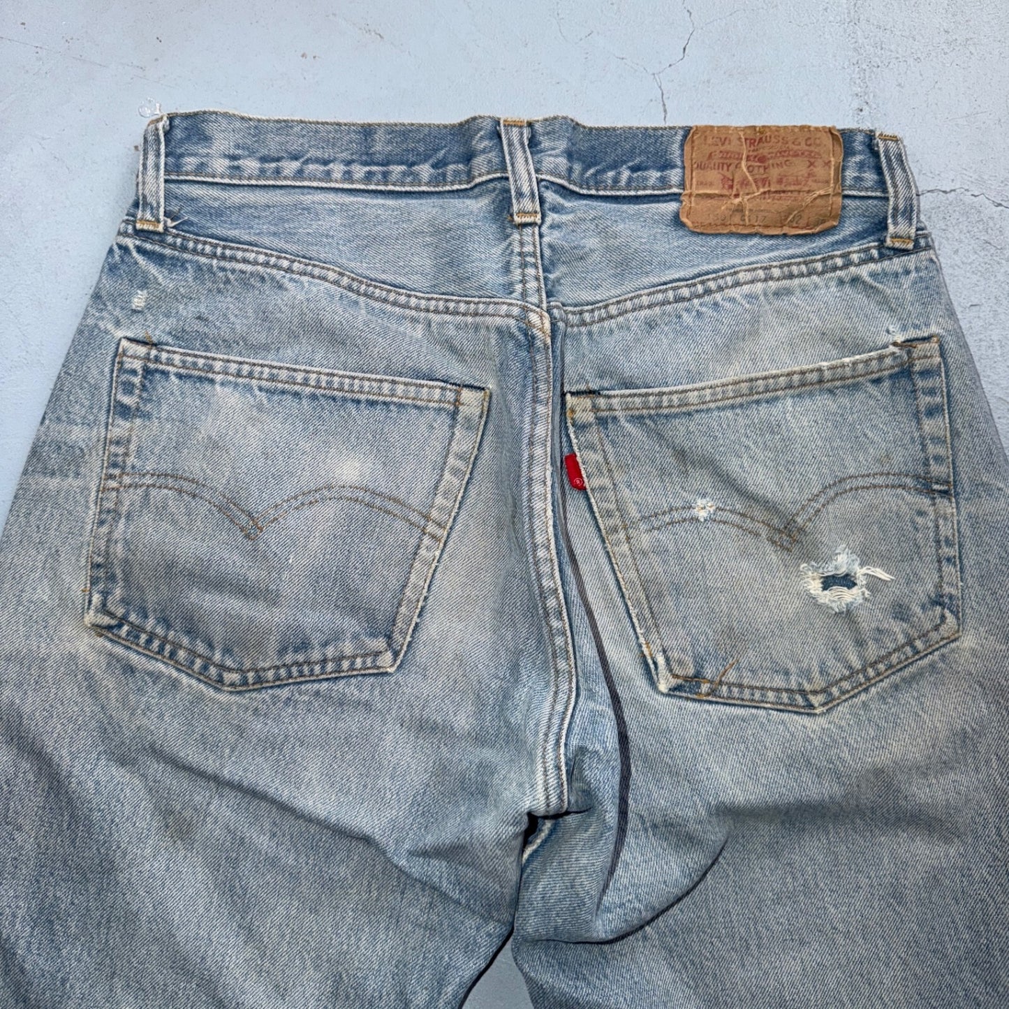 Levis 501 Vintage 80s Redline Selvedge USA XX Jeans Light Wash 32x38 Act 29x32