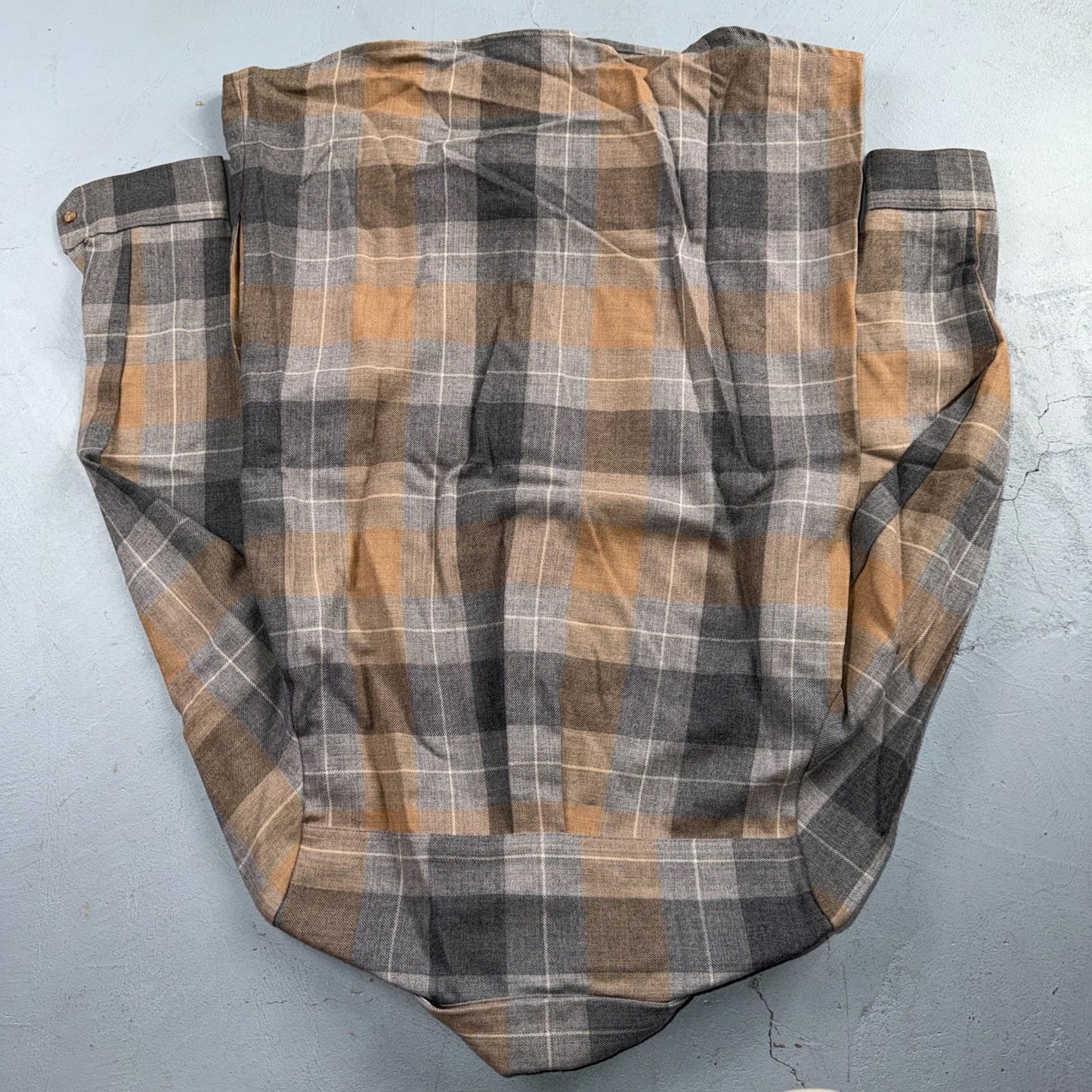 Pendleton Brown Gray Beige Plaid 100% Wool Hidden Button Shirt Women's XS USA