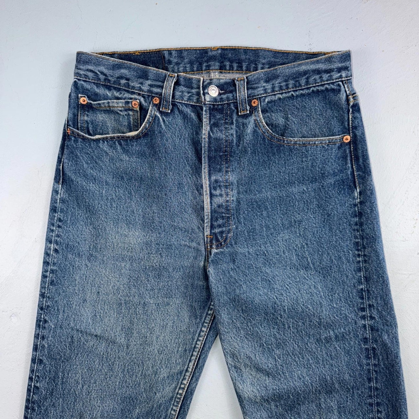 Levis 501 Vintage 80s USA XX Straight Leg Jeans Blue Light Wash 33x33 Act 31x30