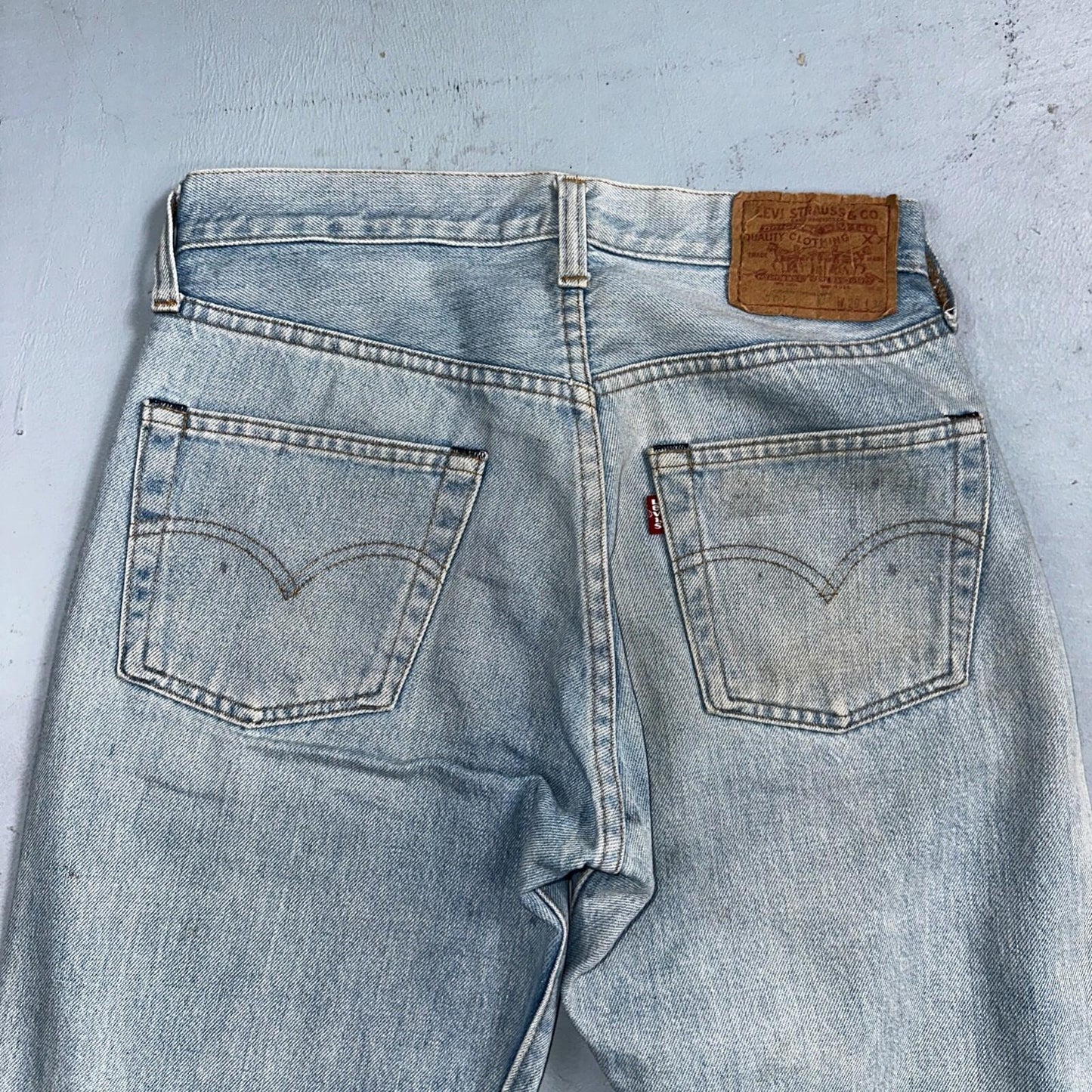 Levis 501 Vintage 80s Redline Selvedge USA XX Jeans Light Wash 29x30 Act 27x27