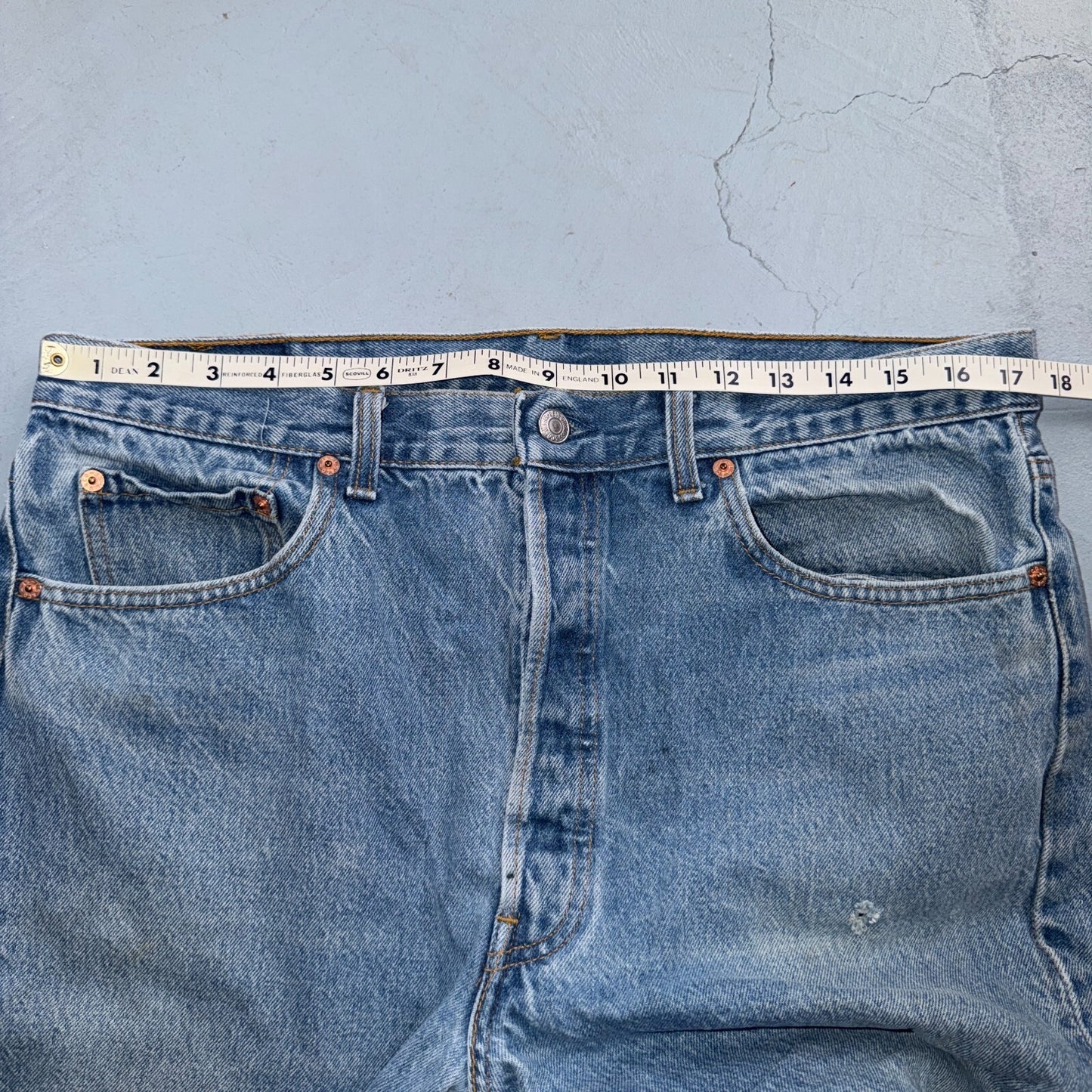 Levis 501 Vintage 80s USA XX Straight Leg Jeans Blue Light Wash 38x34 Act 35x30