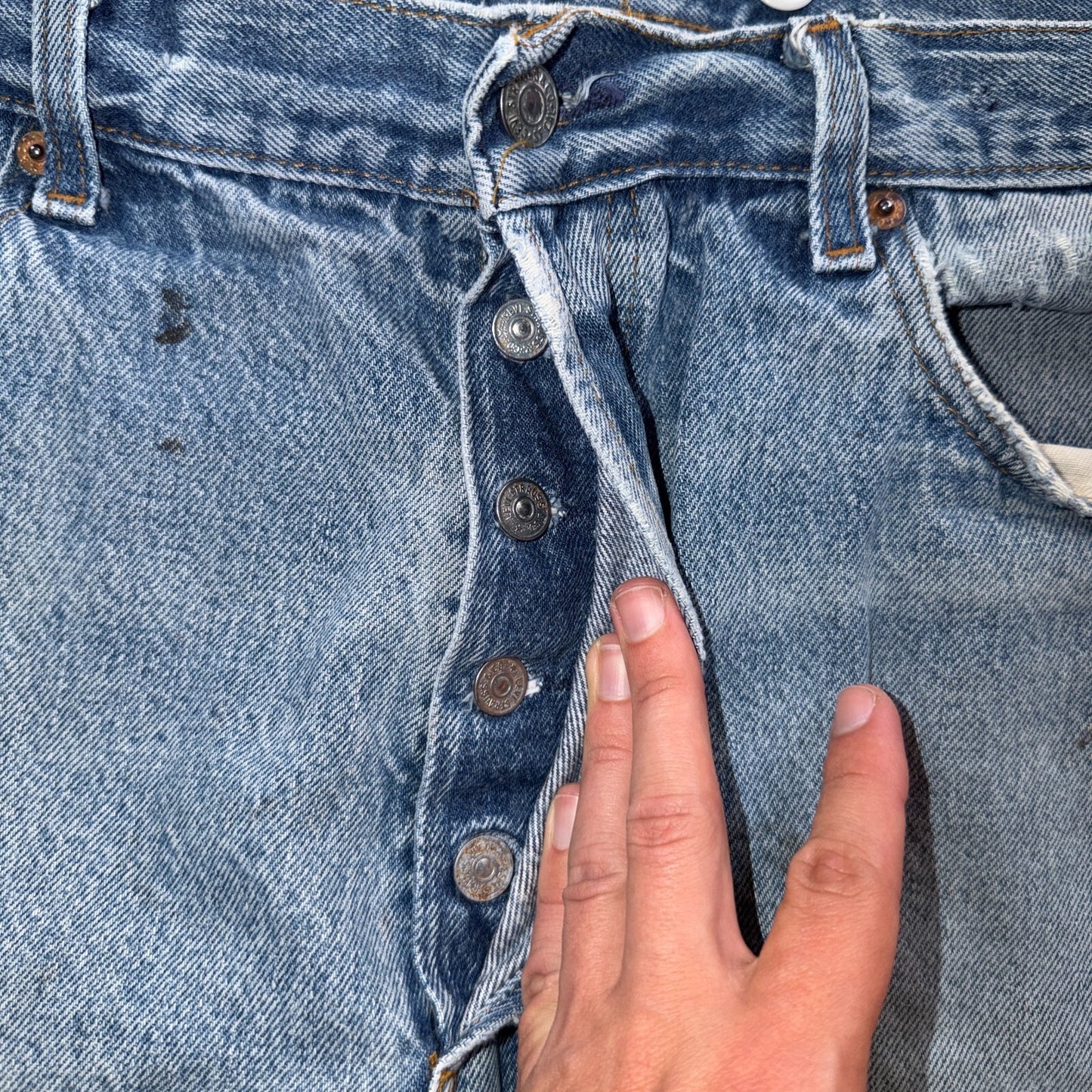 Levis 501 Vintage 80s USA XX Straight Leg Jeans Blue Light Wash Act 34x32