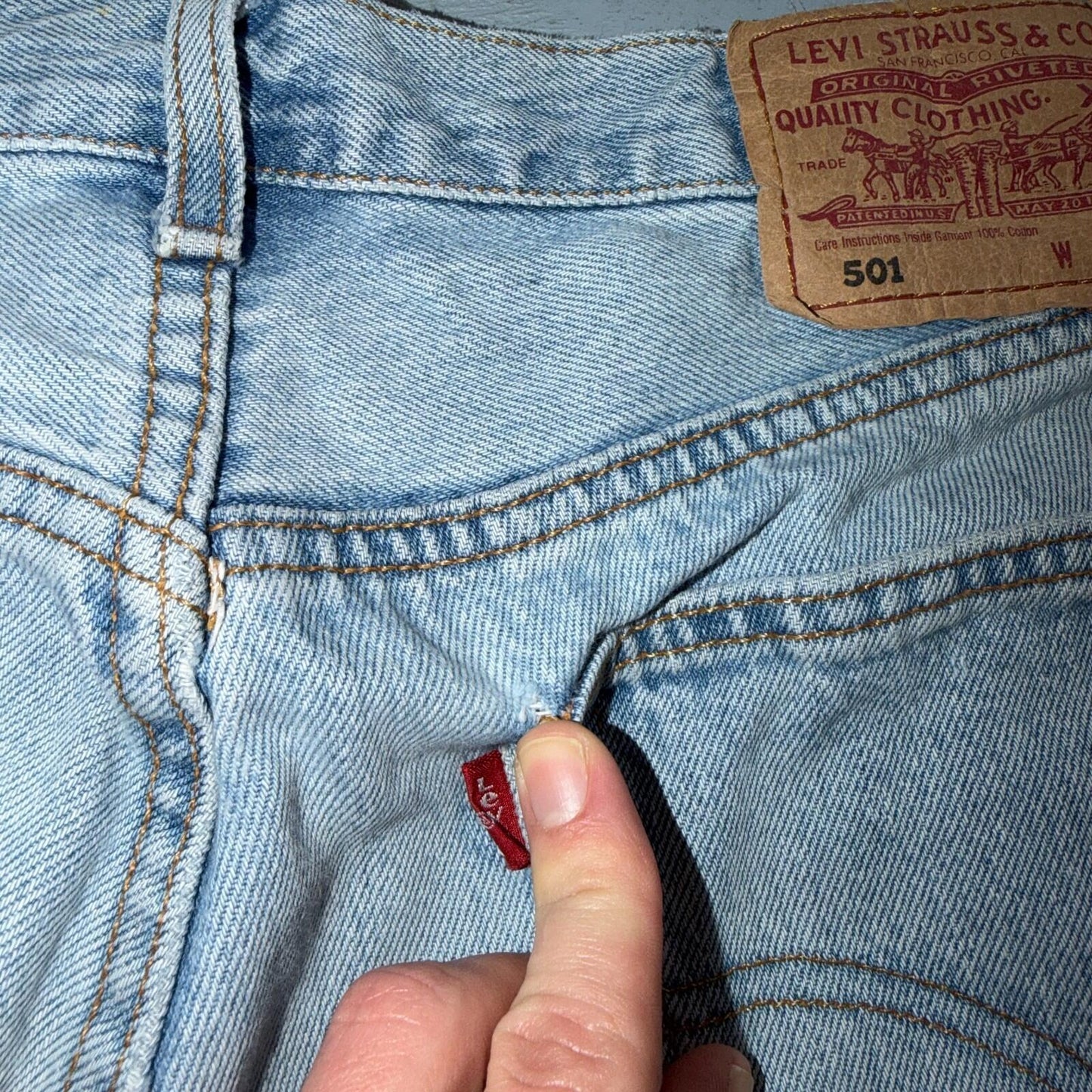 Levis 501 Vintage Y2K 90s XX Straight Leg Jeans Blue Light Wash 34x36 Act 32x29
