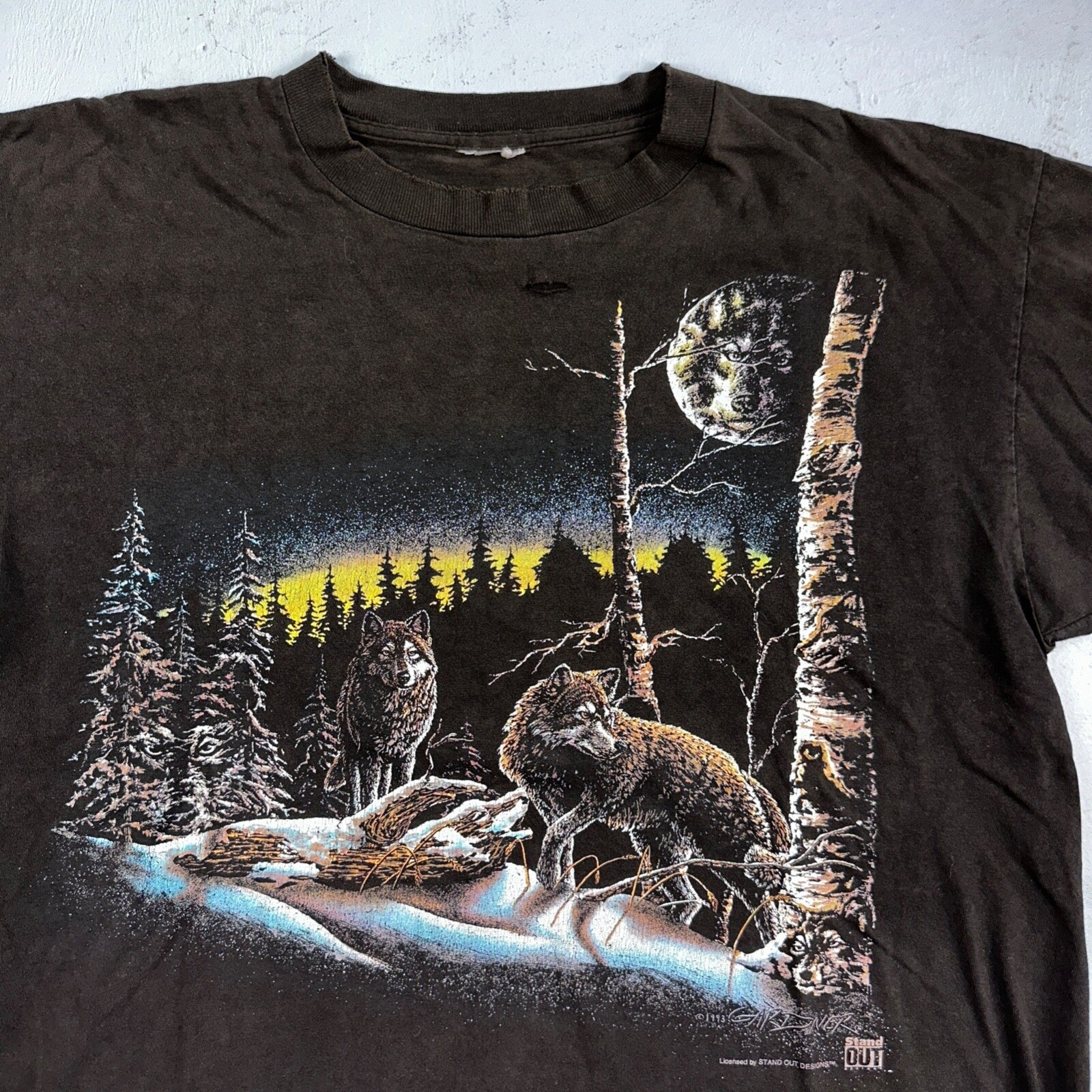 Vintage Wolf Pack Wolves Nature Animals Art Graphic Thrashed T-Shirt Black 90s