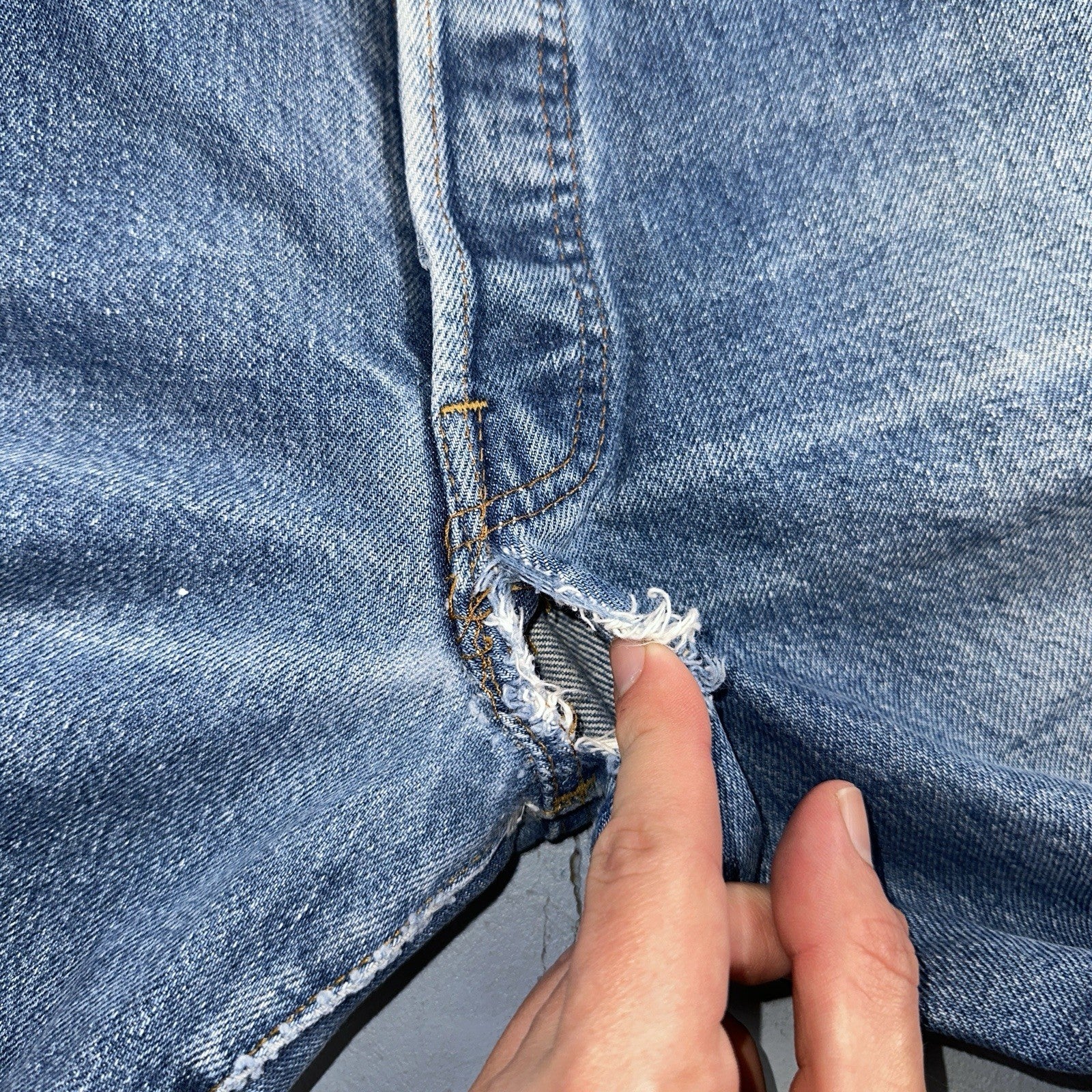 Levis 501 Vintage 80s Redline Selvedge USA XX Jeans Med Wash 35x38 Act 32x33