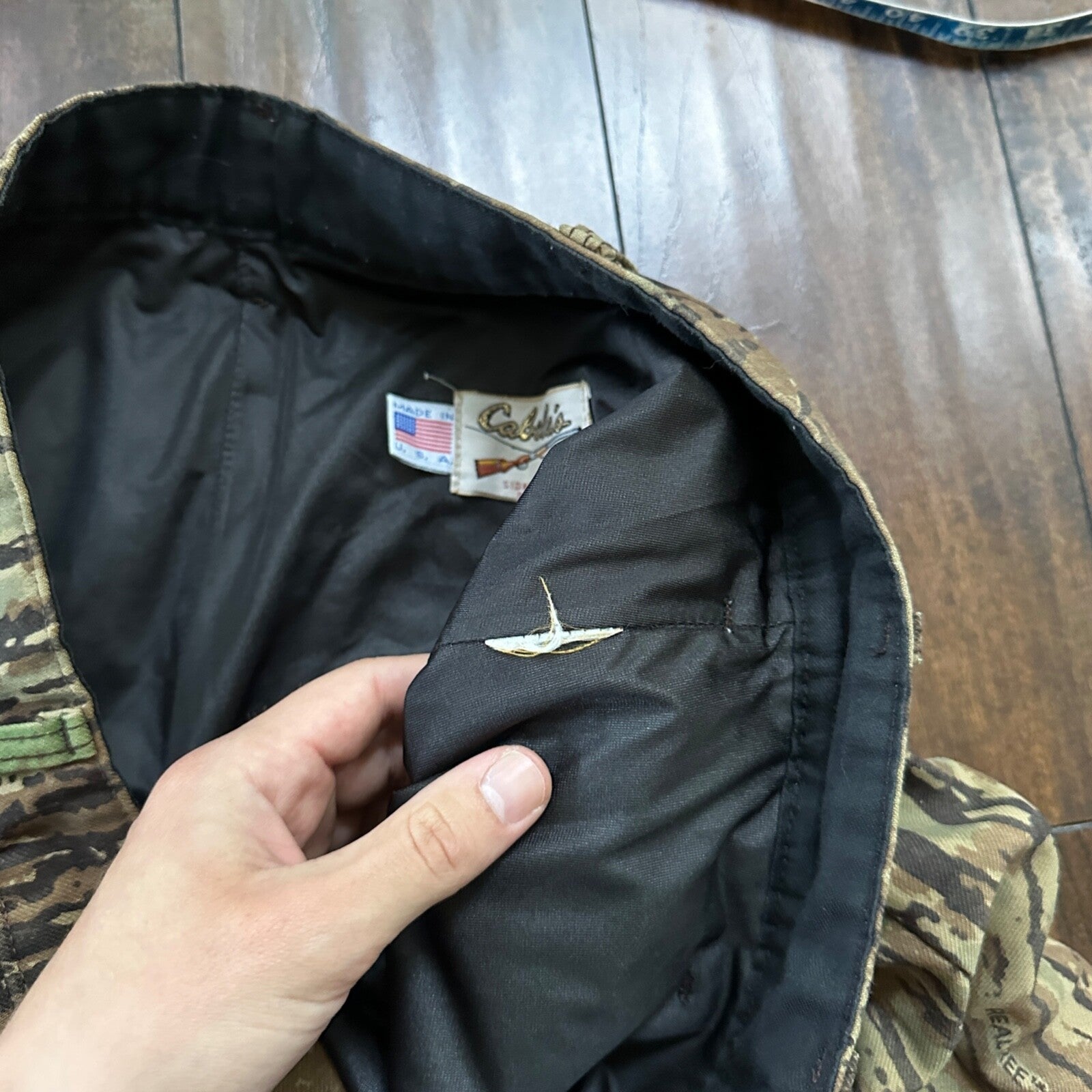 VTG 90s Cabela's Realtree Camo Fleece Pants Cargo Pocket 35x28 Made in the USA