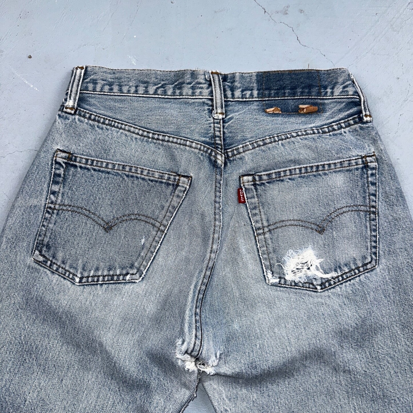 Levis 501 Vintage 80s Redline Selvedge USA XX Jeans Light Wash 66 Act 27x31