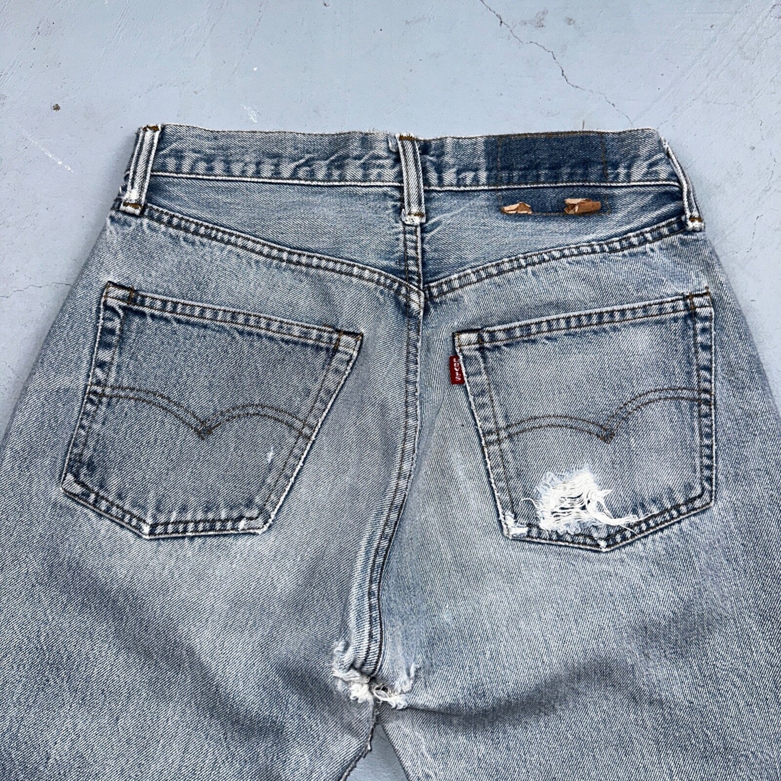 Levis 501 Vintage 80s Redline Selvedge USA XX Jeans Light Wash 66 Act 27x31