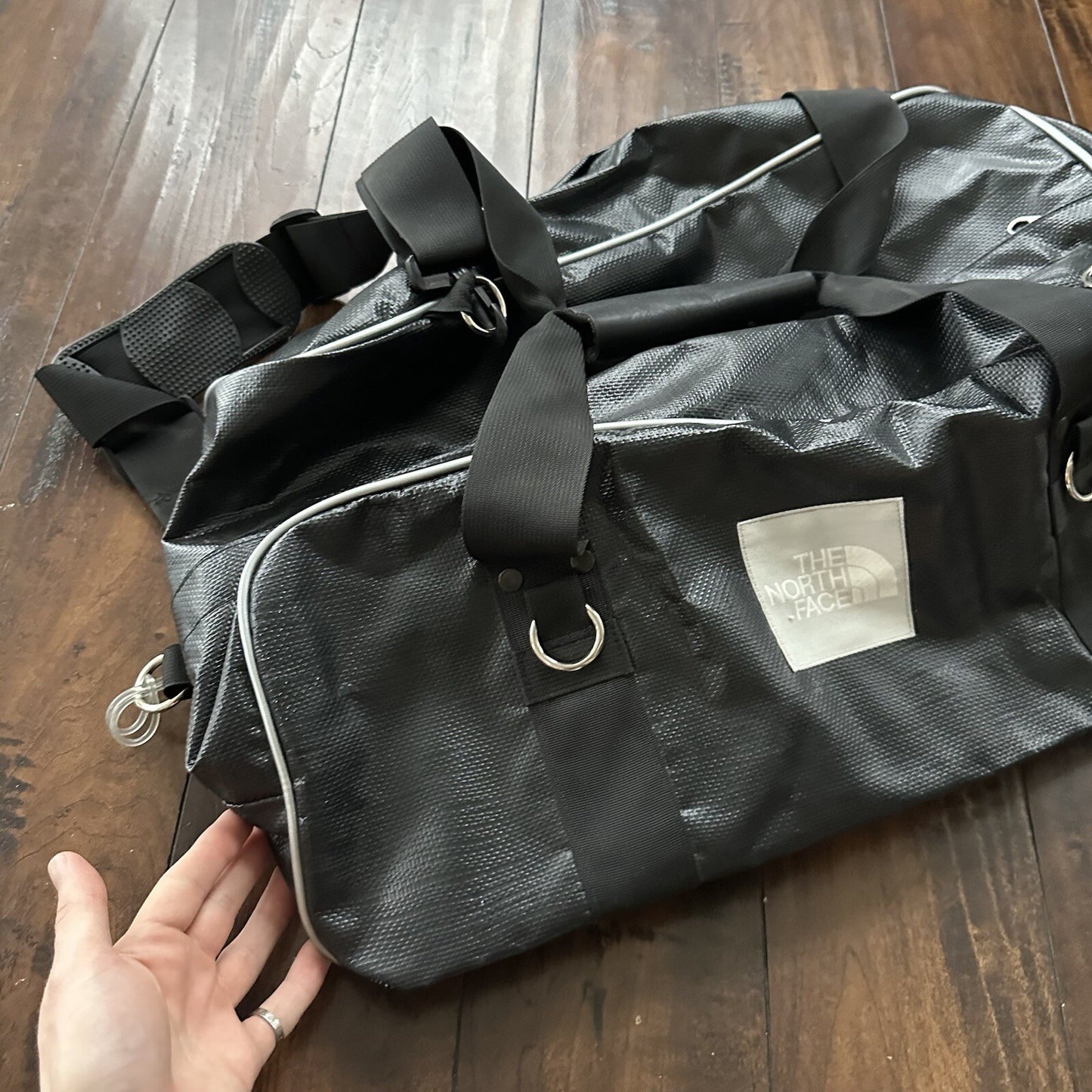 VTG North Face SKI Gear Duffle Gym Bag USA Made Leather Handle Rubber Coated 80s