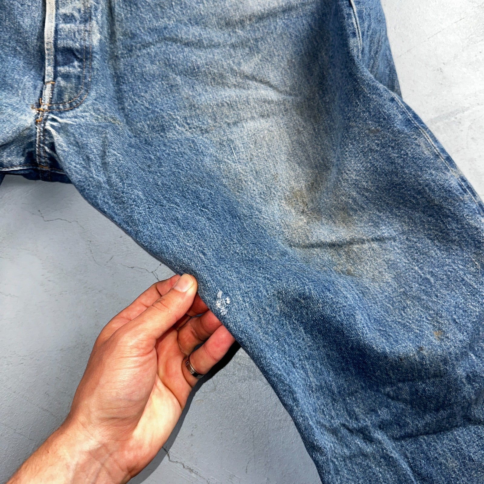 Levis 501 Vintage 80s Redline Selvedge USA XX Jeans Med Wash 48x30 Act 43x27