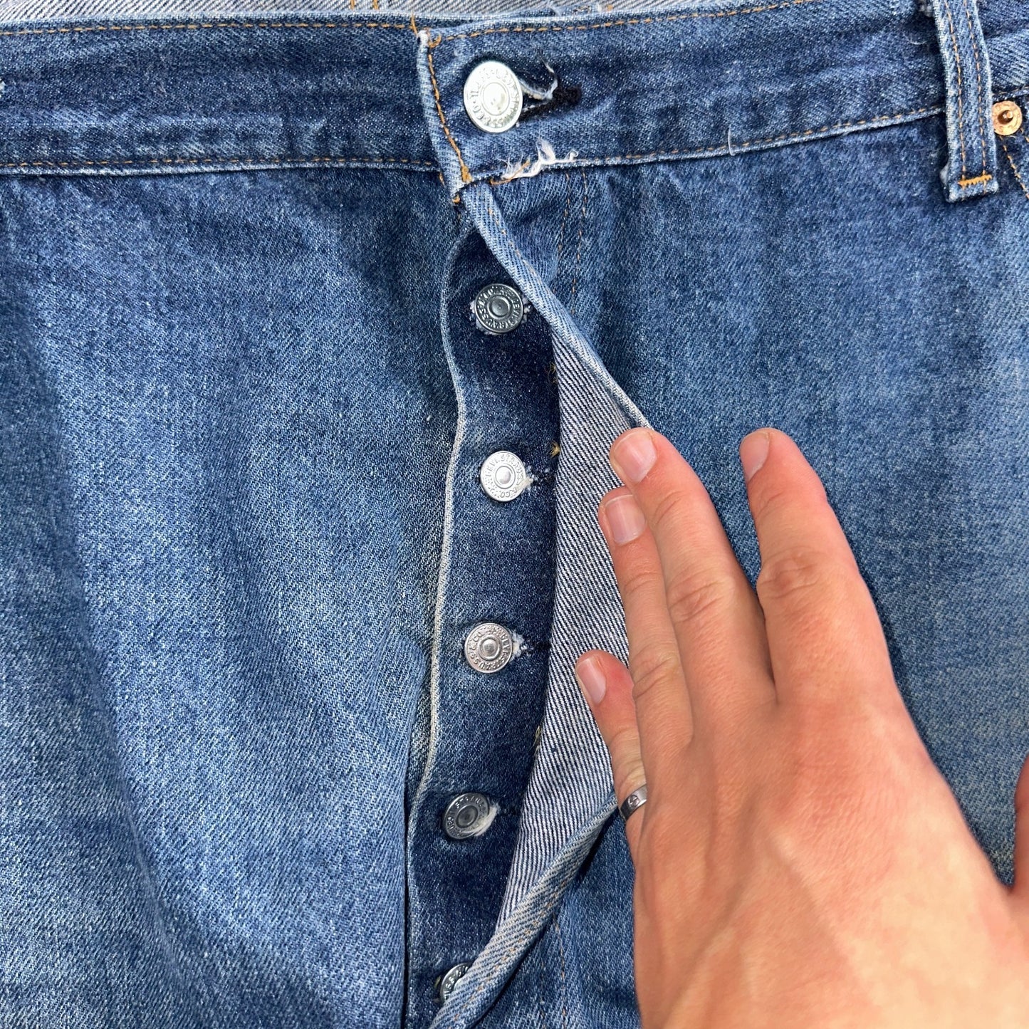 Levis 501 Vintage 80s Redline Selvedge USA XX Jeans Med Wash 48x30 Act 44x25