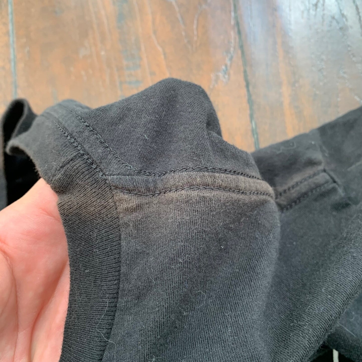 Levis Black LVC Style Vintage T Shirt Y2K Basic Logo Jeans Tee Support Music 