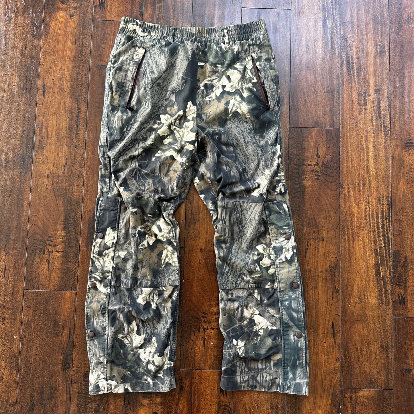 Cabelas Jeans Mens M 23x28 Green Camo Mossy Oak Outdoor Hunting Pants