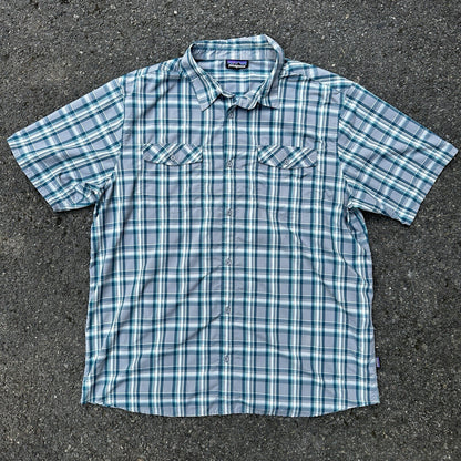 Patagonia Worn Wear Button Up Snap Shirt Short Sleeve Blue Gray Plaid Men Sz 2XL