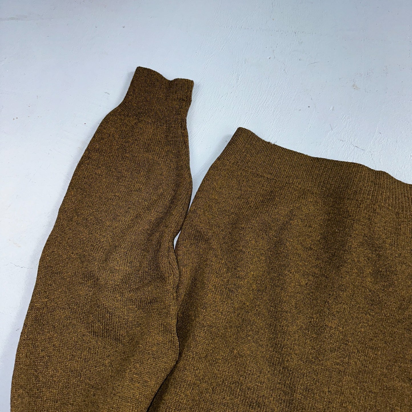 Bernhard Altmann VTG 100% Virgin Wool Cardigan Sweater Scotland 40 Kurt Cobain