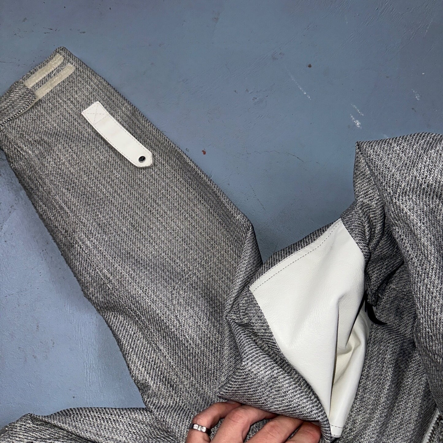 Volcom Snowboarding Jacket Men's Size Small Transition Parka Gray Ski