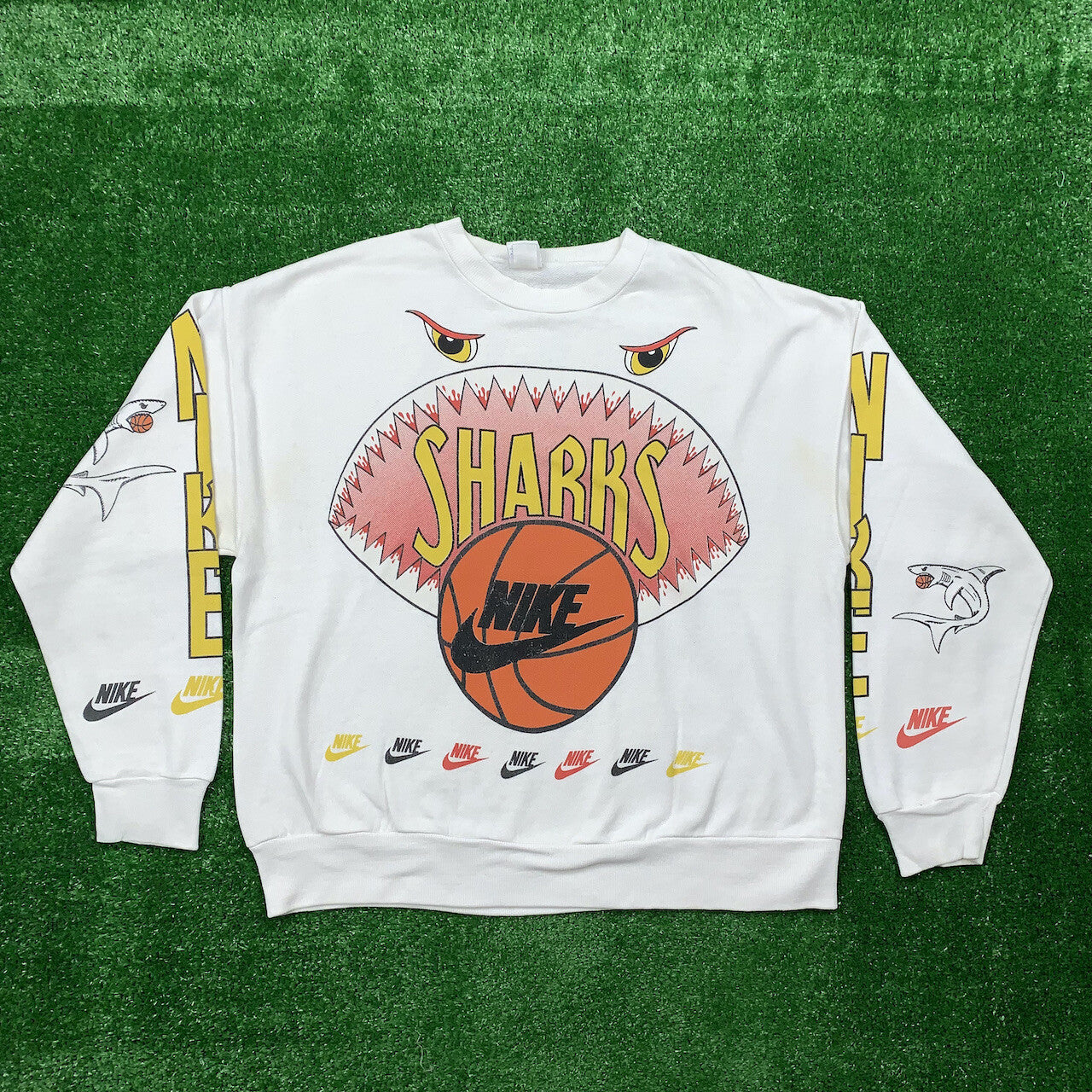 Nike Vintage Sweatshirt Mens T Shirt Sharks Crewneck AOP Basketball Jordan RARE