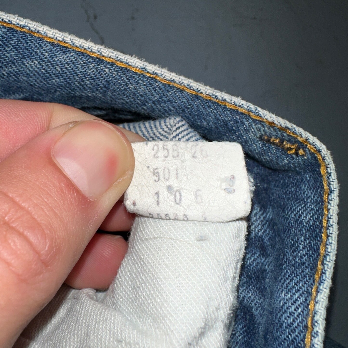 Levis 501 Vintage 80s Redline Selvedge USA XX Jeans Med Wash 27x34 Act 24x30