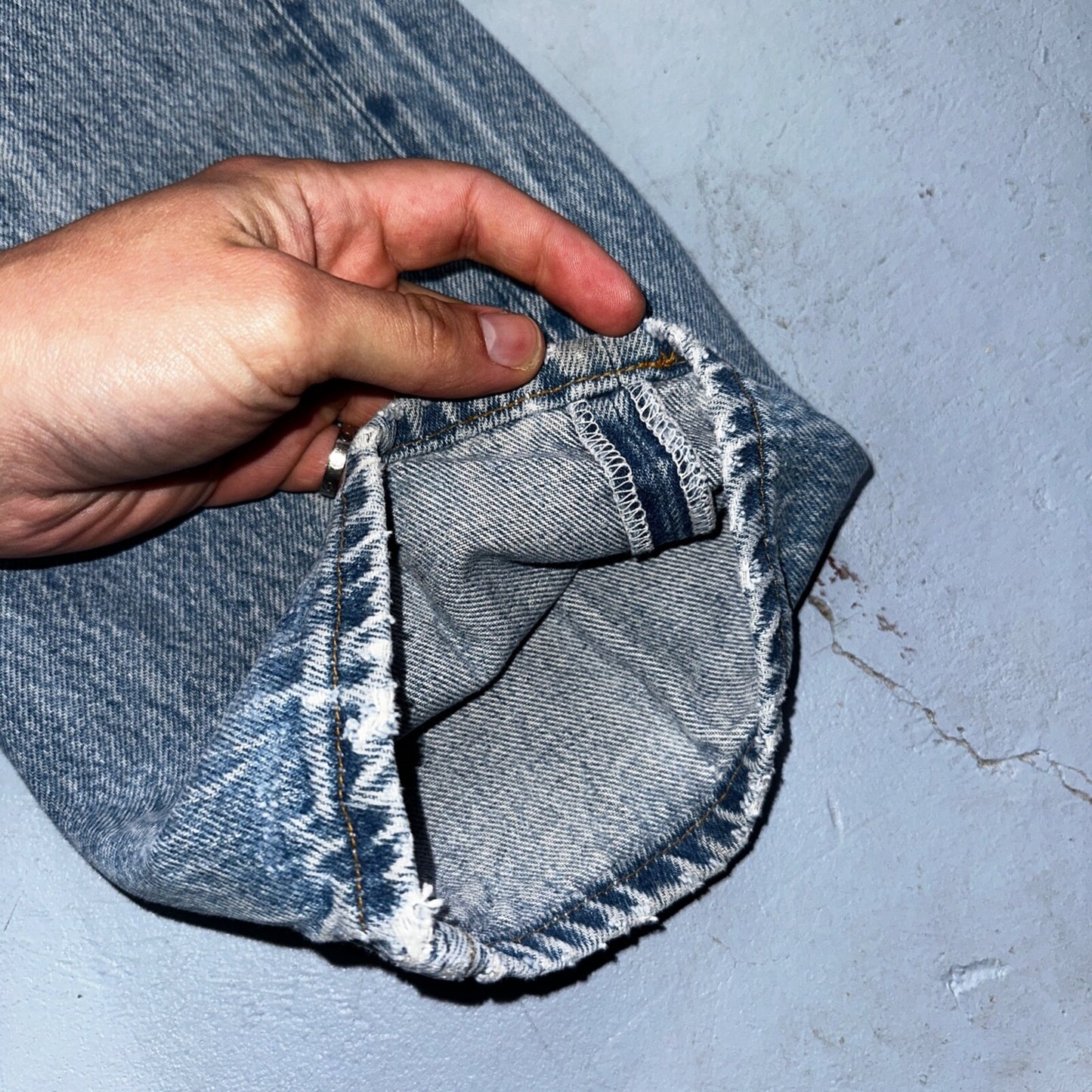 Levis 501 Vintage 90s USA XX Straight Leg Jeans 33x36 Light Wash Act 30x30