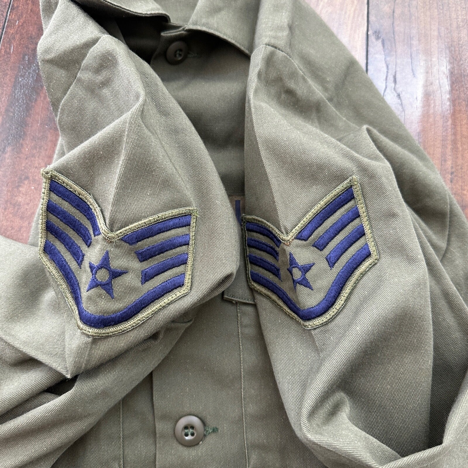 VTG US Military Shirt Mens 15.5 Green OG 507 Utility Patches Jacket 1980 USAF