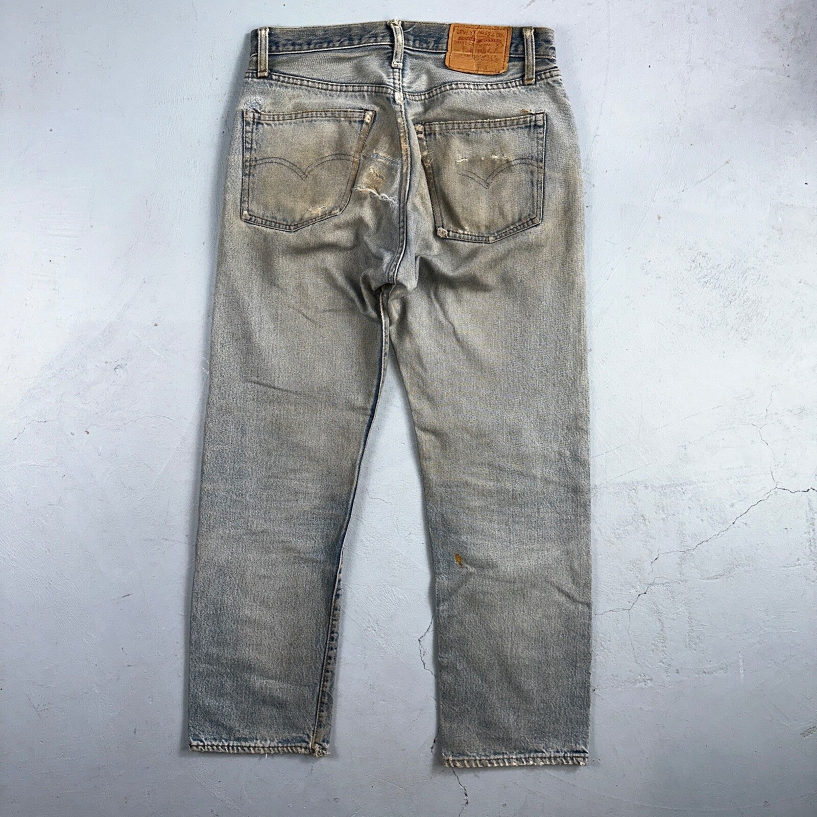 Levis 501 Vintage 80s Redline Selvedge USA XX Jeans Light Wash Thrashed Ac 29x26