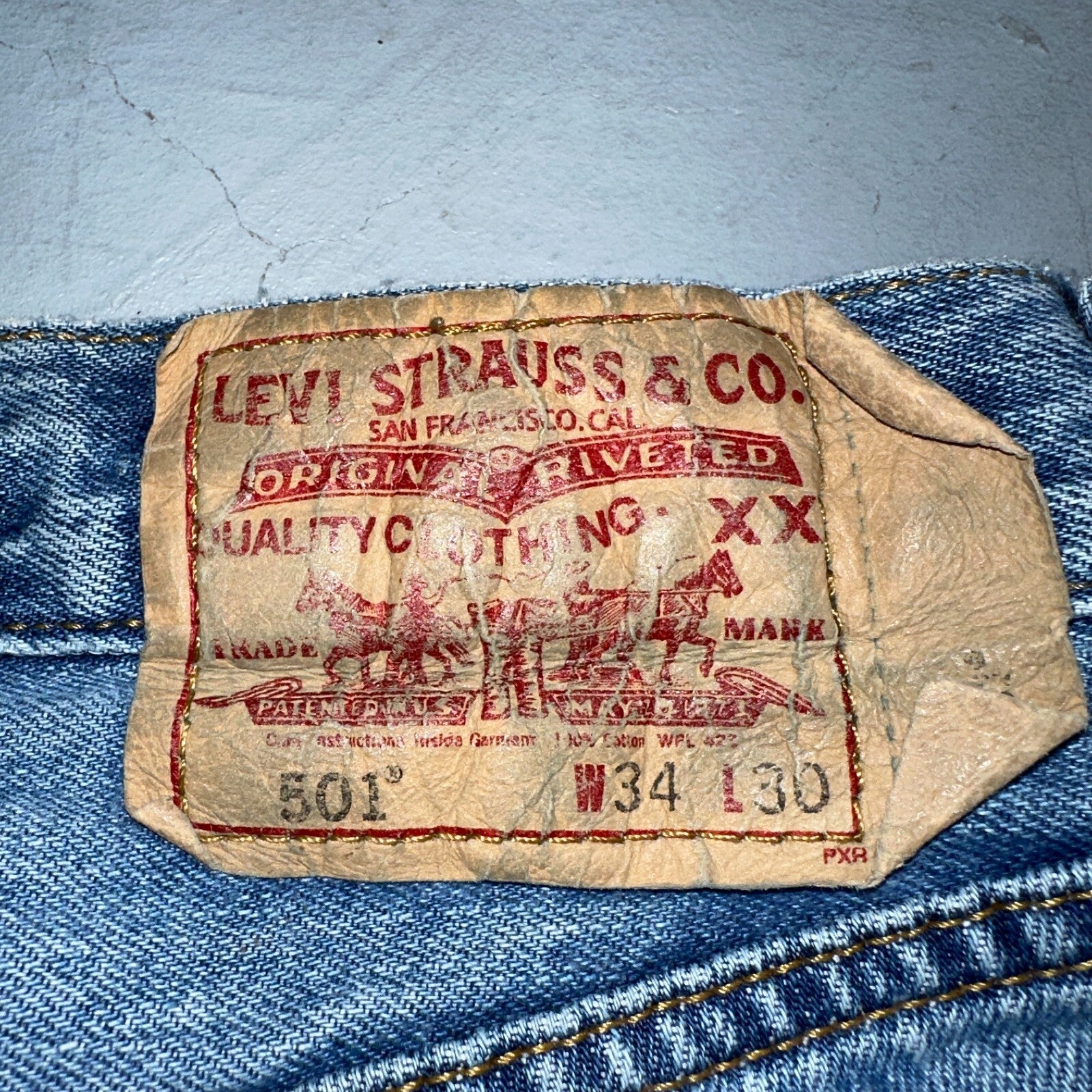 Levis 501 Vintage Y2K XX Straight Leg Jeans Blue Med Wash 34x30 Act 32x28