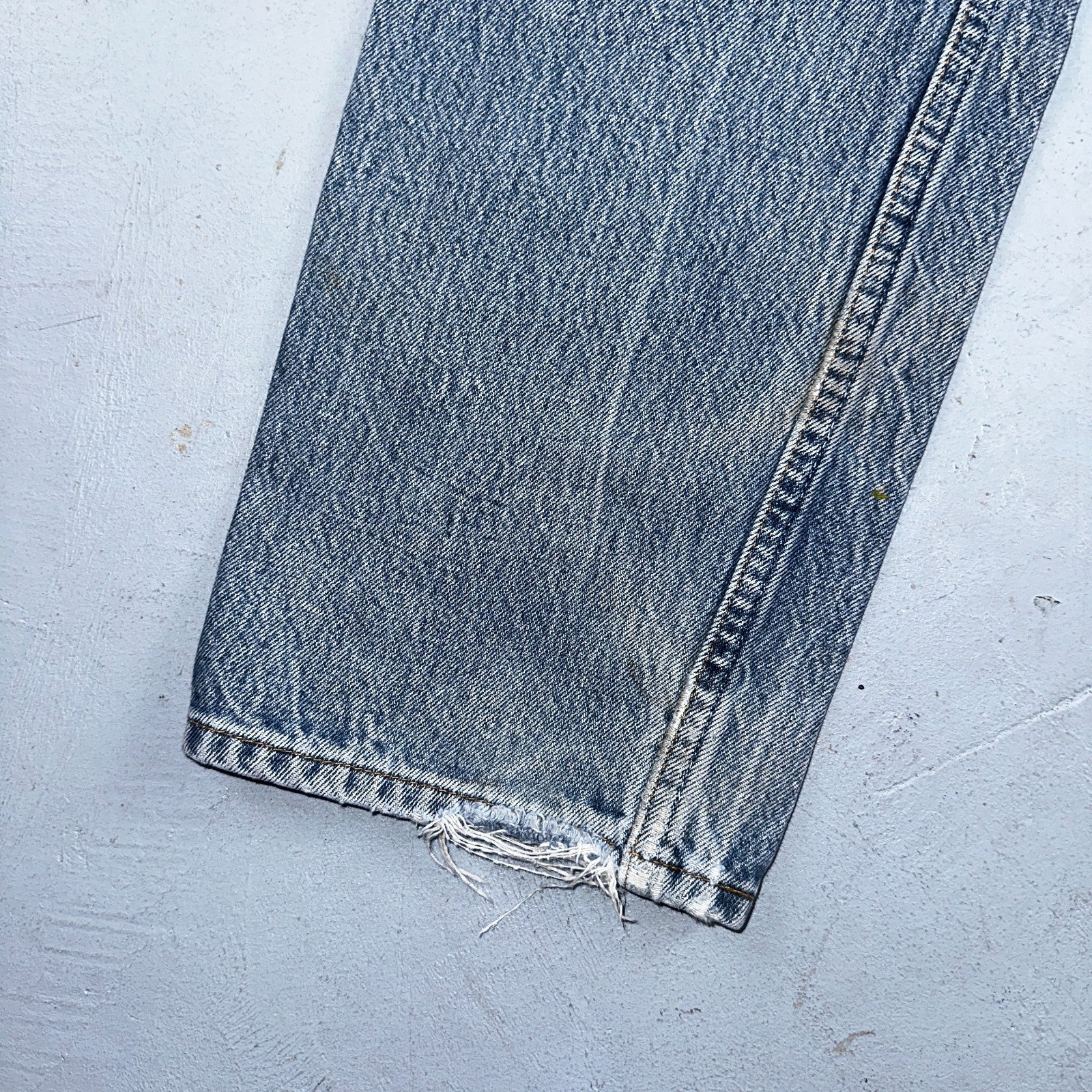 Levis 501 Vintage 90s Mexico Straight Leg Jeans Blue Light Wash 33x36 Act 31x32