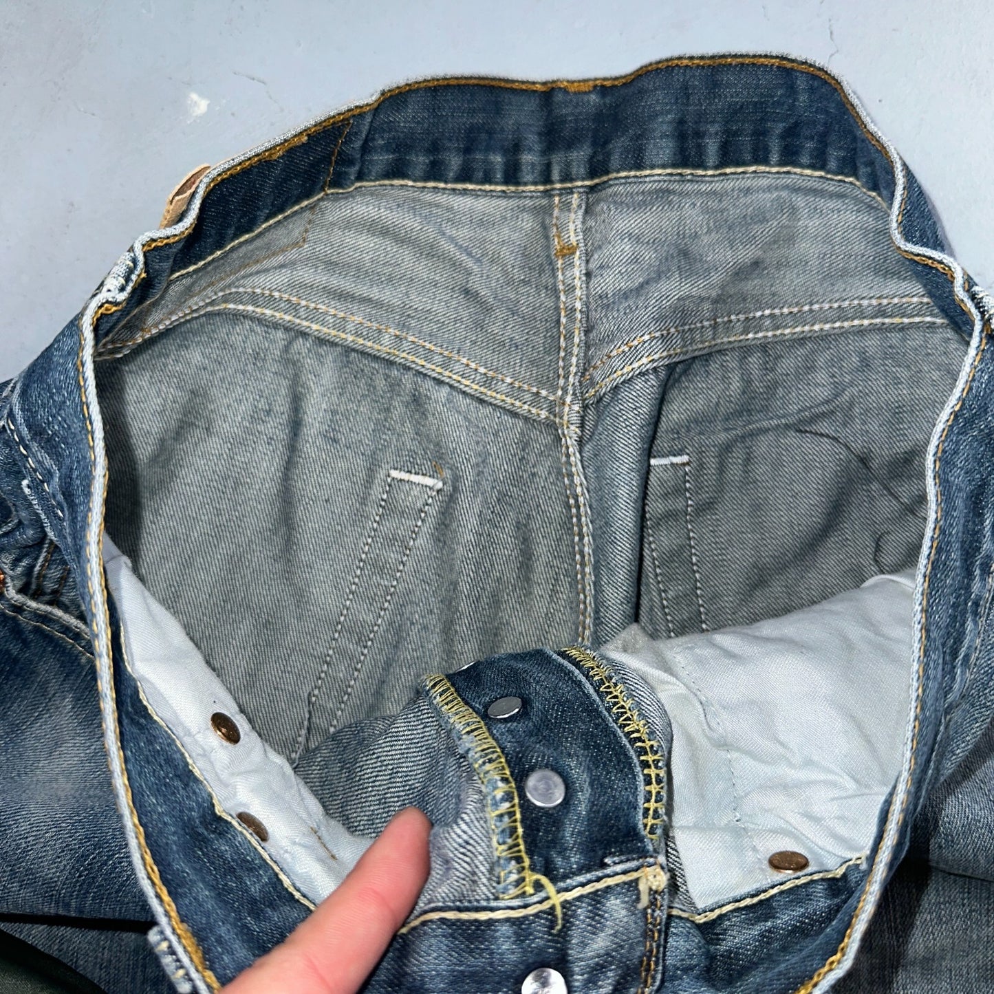 Levis 501 Vintage Y2K XX Straight Leg Jeans Blue Med Wash 33x34 Act 31x28