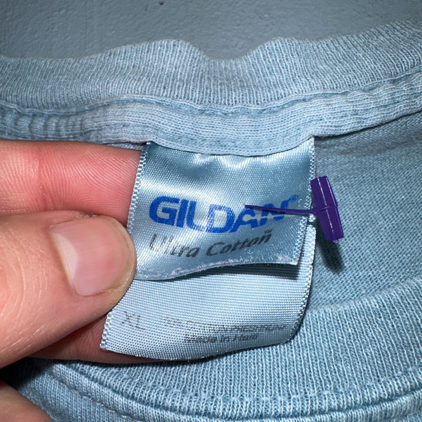 Alaska Fish Funny VTG T Shirt Fishboy Humor Joke Idiot Laugh Out Loud Faded Blue